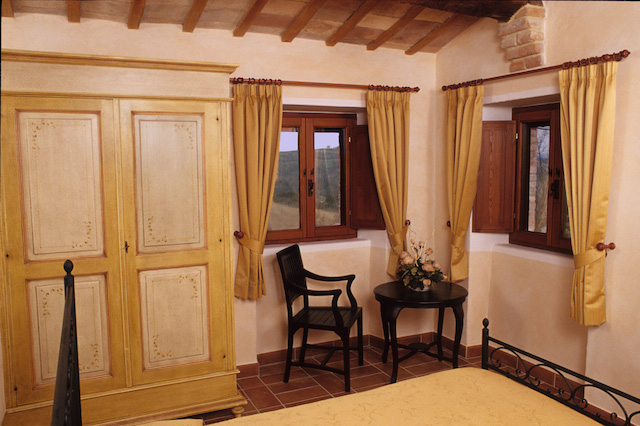 Casale Ripalta camera gialla